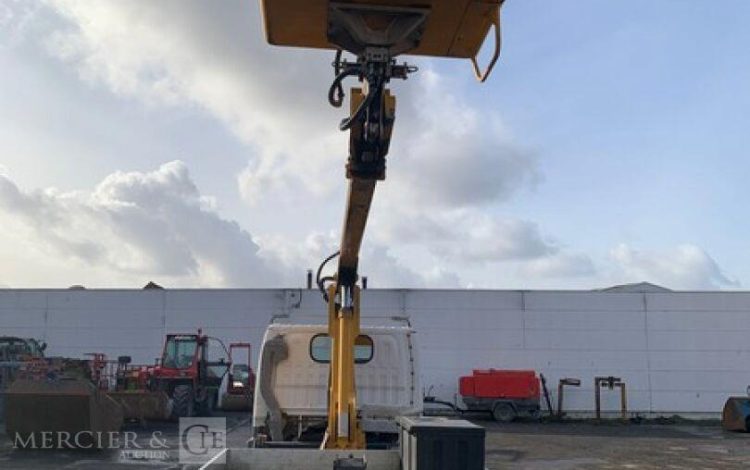 NISSAN NISSAN CABSTAR / MULTITEL 145ALU  VL15B2412