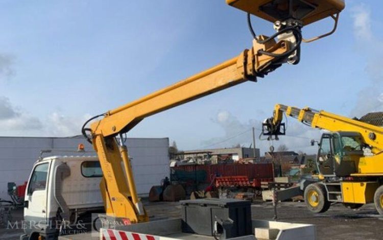 NISSAN NISSAN CABSTAR / MULTITEL 145ALU  VL15B2412