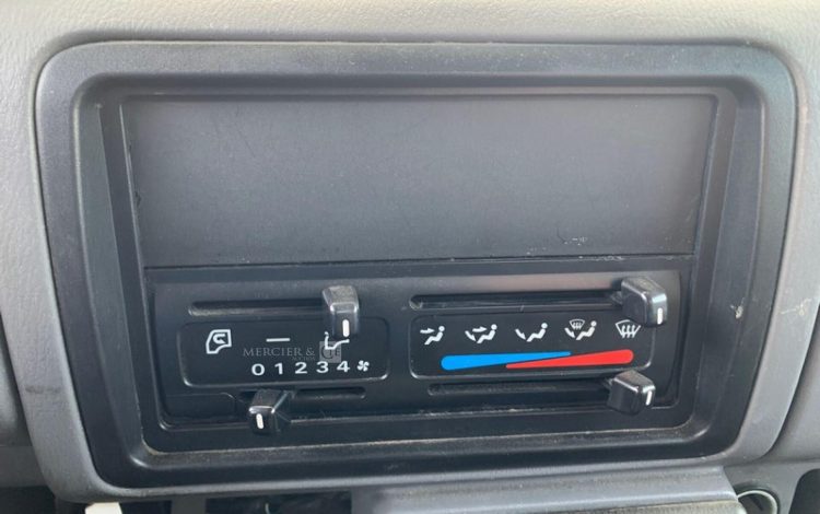 NISSAN NISSAN CABSTAR / MULTITEL 160ALU DS  VL16A2750