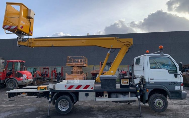 NISSAN NISSAN CABSTAR / MULTITEL 160ALU DS  VL16A2750