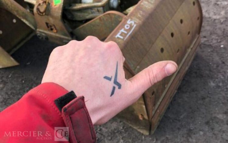 BAKKER RBOX 80  TT05