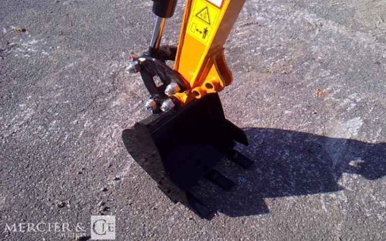 HIGHTOP MICROPELLE HT10 SUR CHENILLES DIESEL 1T – ANNEE 2025 – MATERIEL NEUF  48300