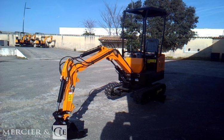 HIGHTOP MICROPELLE HT10 SUR CHENILLES DIESEL 1T – ANNEE 2025 – MATERIEL NEUF  48300