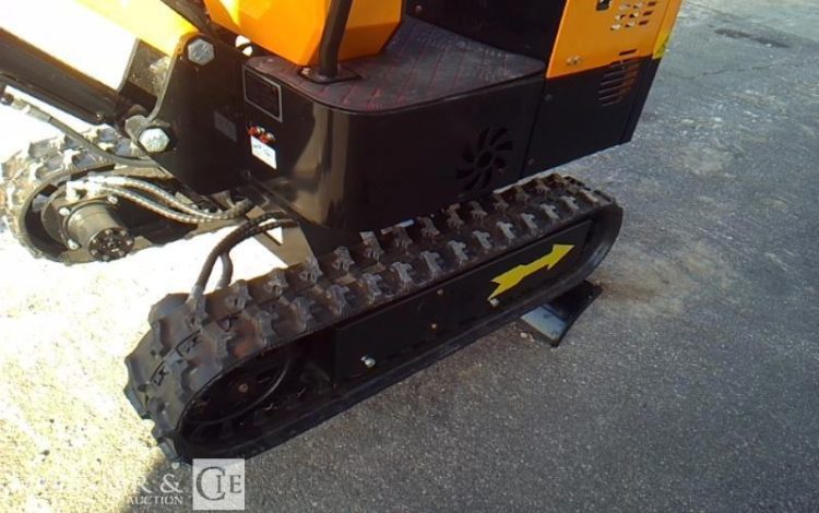 HIGHTOP MICROPELLE HT10 SUR CHENILLES DIESEL 1T – ANNEE 2025 – MATERIEL NEUF  48300