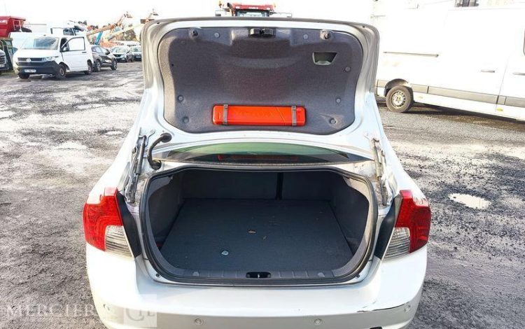 VOLVO S40 1,6 D 110 FEELING – DIESEL – 232872 KMS – ANNEE 2009 GRIS AD-064-DE