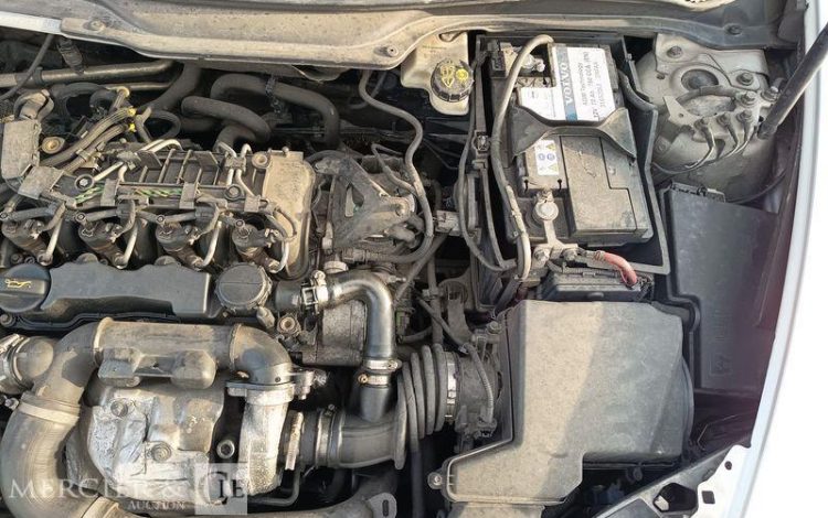 VOLVO S40 1,6 D 110 FEELING – DIESEL – 232872 KMS – ANNEE 2009 GRIS AD-064-DE