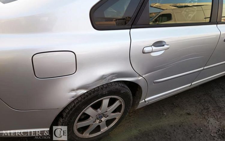 VOLVO S40 1,6 D 110 FEELING – DIESEL – 232872 KMS – ANNEE 2009 GRIS AD-064-DE