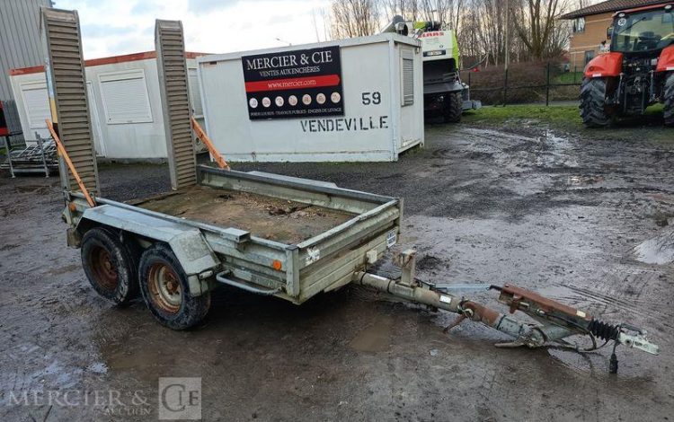 YSM REMORQUE 3T2 PLATEAU  AH-861-NE