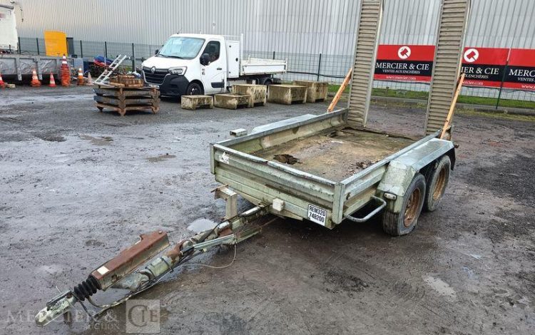 YSM REMORQUE 3T2 PLATEAU  AH-861-NE