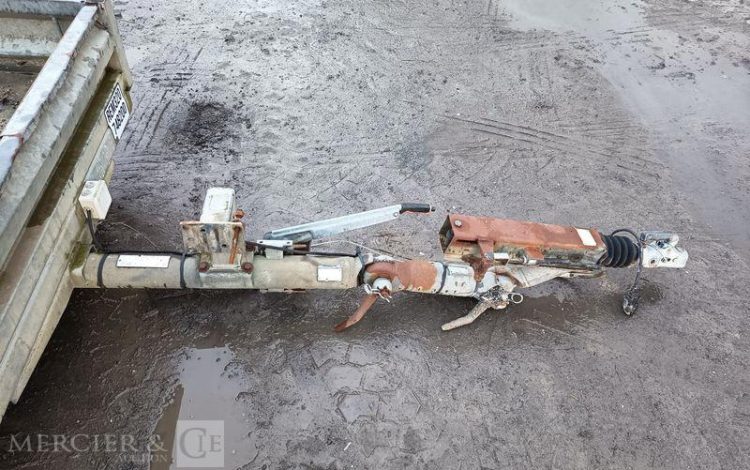 YSM REMORQUE 3T2 PLATEAU  AH-861-NE