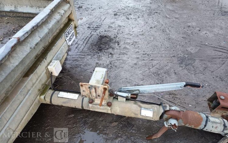 YSM REMORQUE 3T2 PLATEAU  AH-861-NE