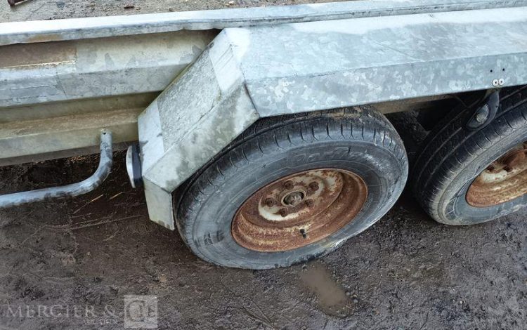 YSM REMORQUE 3T2 PLATEAU  AH-861-NE