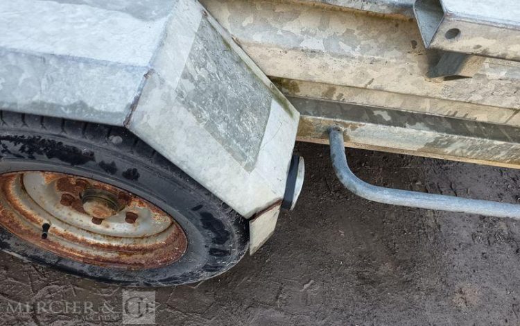 YSM REMORQUE 3T2 PLATEAU  AH-861-NE