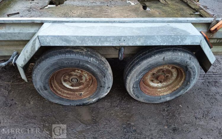 YSM REMORQUE 3T2 PLATEAU  AH-861-NE