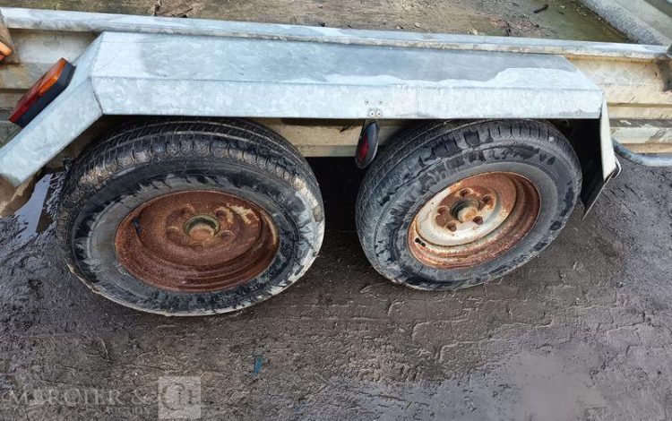 YSM REMORQUE 3T2 PLATEAU  AH-861-NE