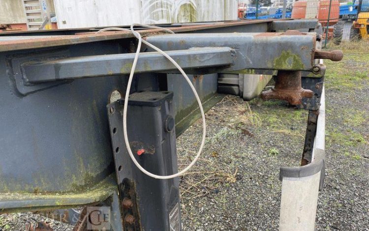 LECITRAILER SREM 3 ESS 42T PORTE CONTENEUR – pour pieces sans CG  AL-925-GG