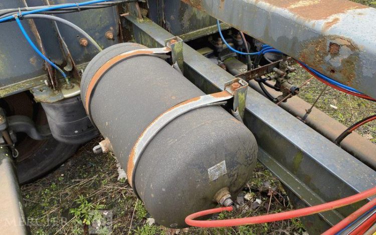 LECITRAILER SREM 3 ESS 42T PORTE CONTENEUR – pour pieces sans CG  AL-925-GG