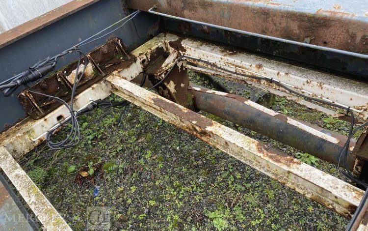 LECITRAILER SREM 3 ESS 42T PORTE CONTENEUR – pour pieces sans CG  AL-925-GG