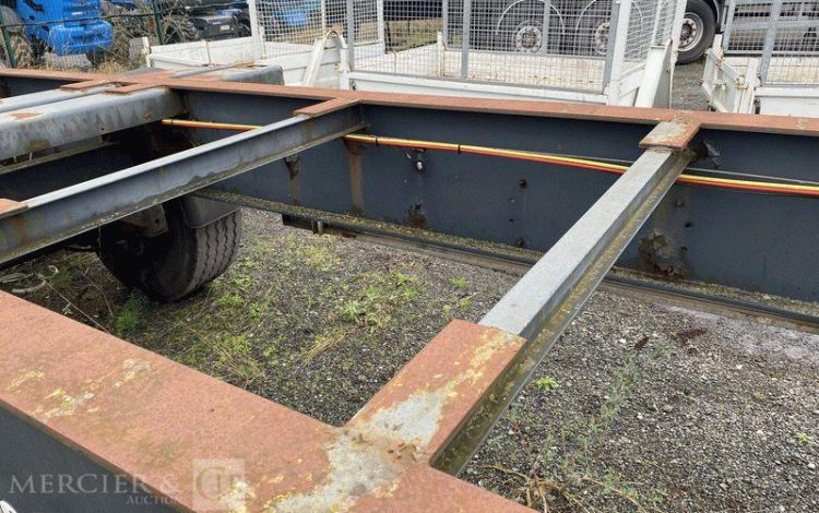LECITRAILER SREM 3 ESS 42T PORTE CONTENEUR – pour pieces sans CG  AL-925-GG