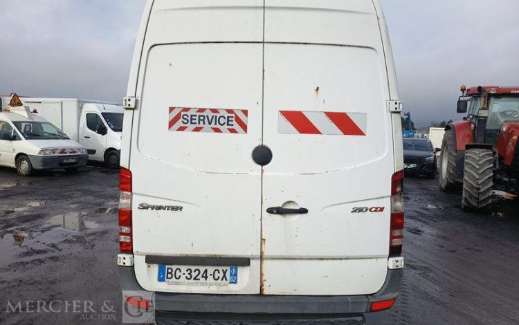 MERCEDES SPRINTER II 906.613 210CDI 37N 2.2 D DPF 3.0T 95 cv – 206119 KMS – ANNEE 2010 BLANC BC-324-CX