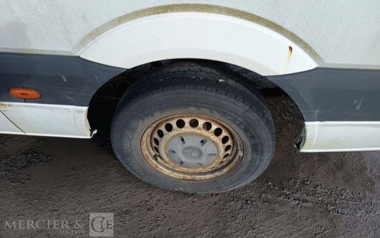 MERCEDES SPRINTER II 906.613 210CDI 37N 2.2 D DPF 3.0T 95 cv – 206119 KMS – ANNEE 2010 BLANC BC-324-CX