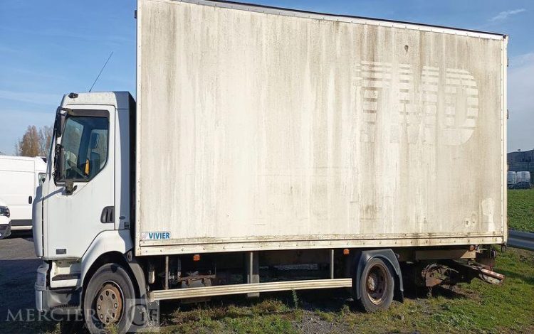 RENAULT MIDLUM 180 DXi CAISSE – PTAC : 11,99 TONNES – DIESEL – ANNEE 2006 BLANC BE-734-SV