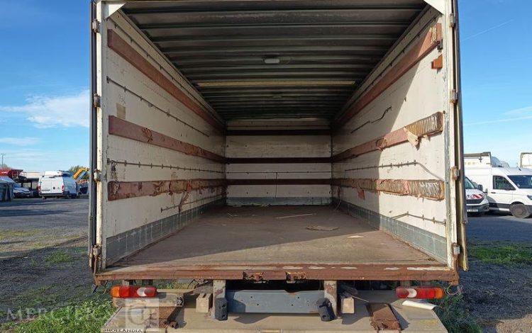 RENAULT MIDLUM 180 DXi CAISSE – PTAC : 11,99 TONNES – DIESEL – ANNEE 2006 BLANC BE-734-SV