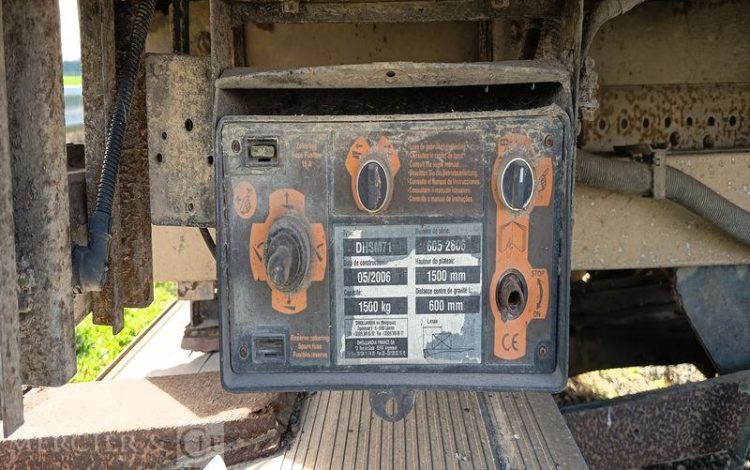 RENAULT MIDLUM 180 DXi CAISSE – PTAC : 11,99 TONNES – DIESEL – ANNEE 2006 BLANC BE-734-SV