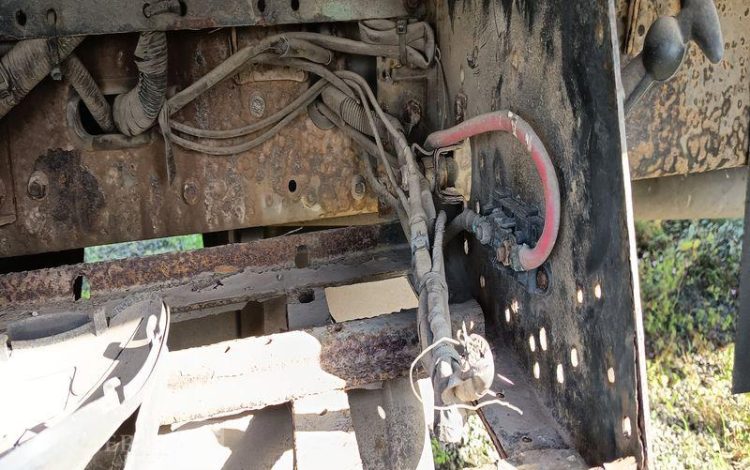 RENAULT MIDLUM 180 DXi CAISSE – PTAC : 11,99 TONNES – DIESEL – ANNEE 2006 BLANC BE-734-SV