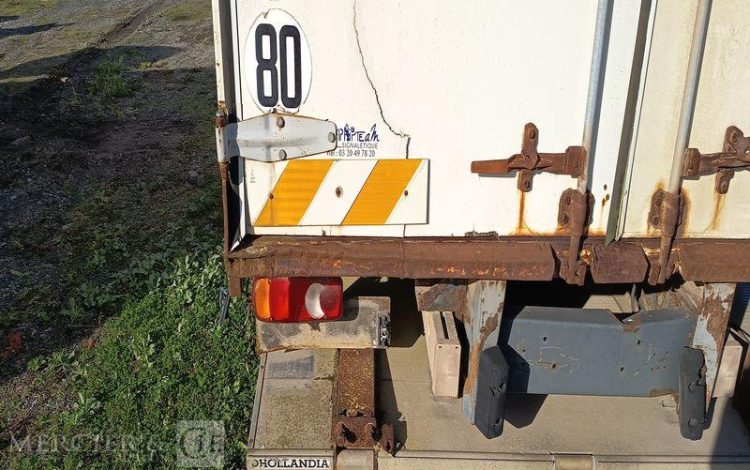 RENAULT MIDLUM 180 DXi CAISSE – PTAC : 11,99 TONNES – DIESEL – ANNEE 2006 BLANC BE-734-SV