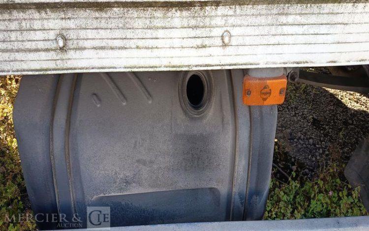 RENAULT MIDLUM 180 DXi CAISSE – PTAC : 11,99 TONNES – DIESEL – ANNEE 2006 BLANC BE-734-SV