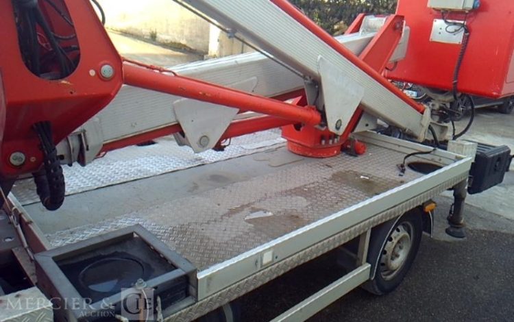 IVECO 35S11 AVEC NACELLE MULTITEL MX170 16M  BZ-789-BM