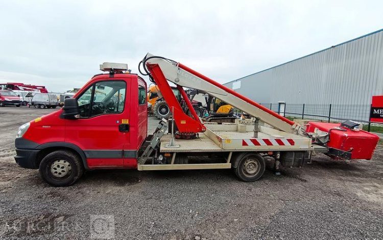 IVECO 35S11 AVEC NACELLE MULTITEL 160ALUDS 16M  CT-417-VS