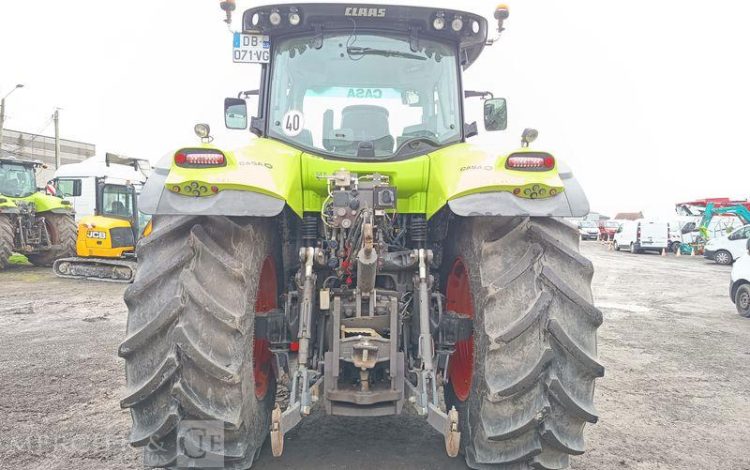 CLAAS TRACTEUR AGRICOLE AXION 810 – DIESEL – 6253 HEURES – ANNEE 2013  DB-071-VG