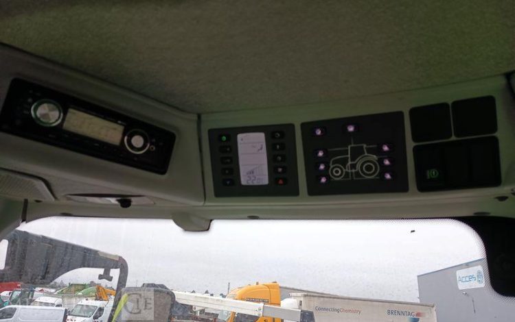 CLAAS TRACTEUR AGRICOLE AXION 810 – DIESEL – 6253 HEURES – ANNEE 2013  DB-071-VG