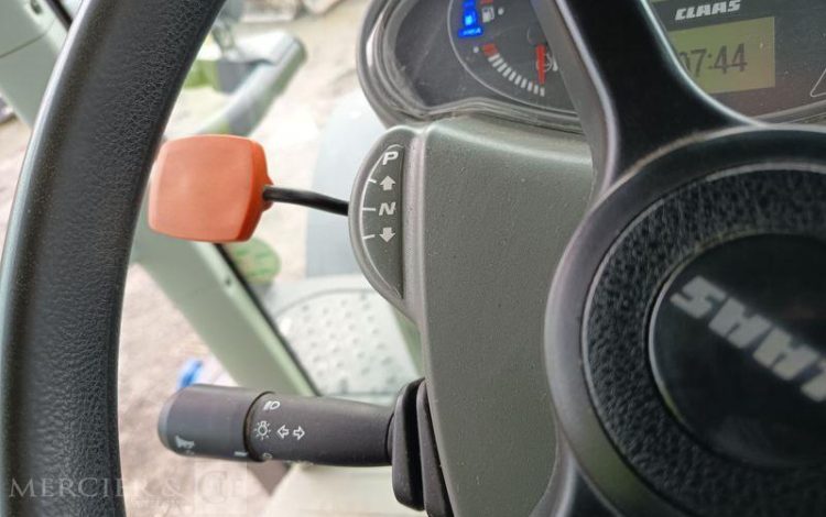 CLAAS TRACTEUR AGRICOLE AXION 810 – DIESEL – 6253 HEURES – ANNEE 2013  DB-071-VG