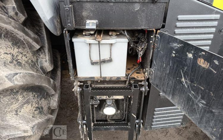 CLAAS TRACTEUR AGRICOLE AXION 810 – DIESEL – 6253 HEURES – ANNEE 2013  DB-071-VG