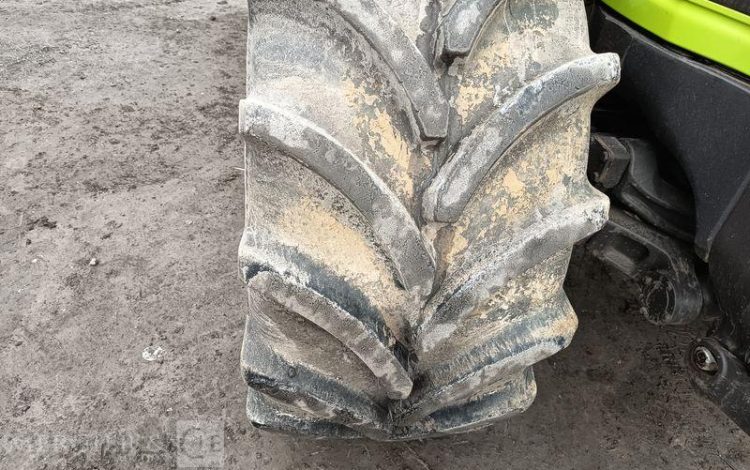 CLAAS TRACTEUR AGRICOLE AXION 810 – DIESEL – 6253 HEURES – ANNEE 2013  DB-071-VG