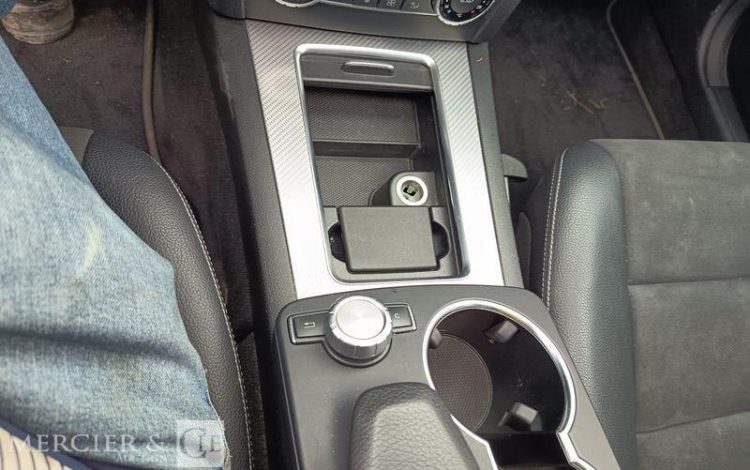 MERCEDES CLASSE GLK 2,2 220 CDI 170 BLUEFFICIENCY SPORT 4 MATIC 7G-TRONIC – ANNEE 2013 BLEU DB-333-SN