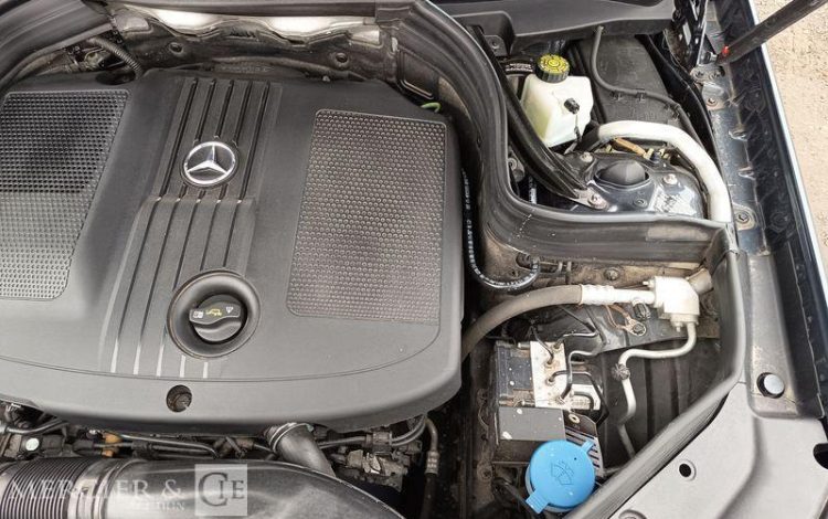 MERCEDES CLASSE GLK 2,2 220 CDI 170 BLUEFFICIENCY SPORT 4 MATIC 7G-TRONIC – ANNEE 2013 BLEU DB-333-SN