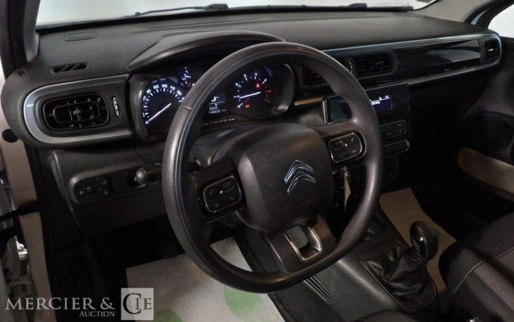 TOYOTA YARIS 1,4 D4D 90 LUNA PACK BVA BLANC DG-027-JT