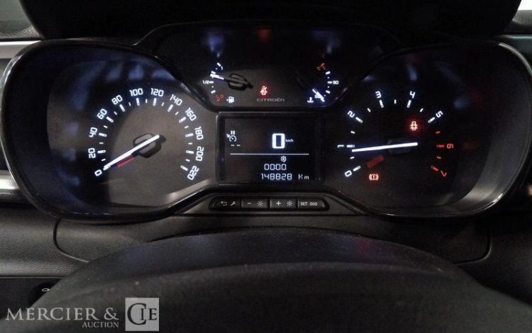 TOYOTA YARIS 1,4 D4D 90 LUNA PACK BVA BLANC DG-027-JT