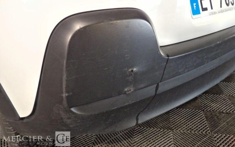 TOYOTA YARIS 1,4 D4D 90 LUNA PACK BVA BLANC DG-027-JT