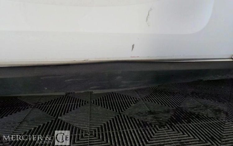 TOYOTA YARIS 1,4 D4D 90 LUNA PACK BVA BLANC DG-027-JT