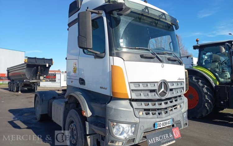 MERCEDES ACTROS 1845 EQUIPE HYDRAULIQUE BLANC DQ-939-KG