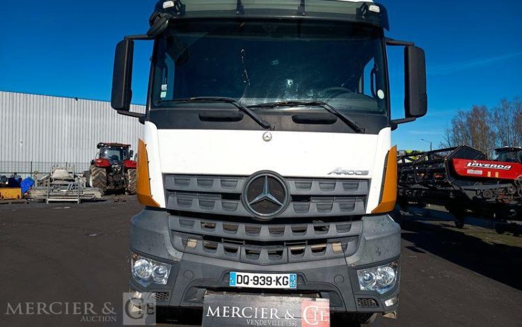 MERCEDES ACTROS 1845 EQUIPE HYDRAULIQUE BLANC DQ-939-KG