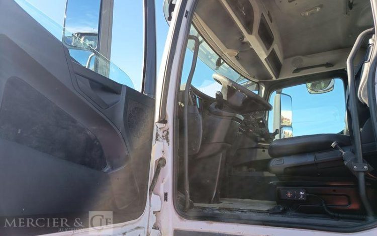 MERCEDES ACTROS 1845 EQUIPE HYDRAULIQUE BLANC DQ-939-KG