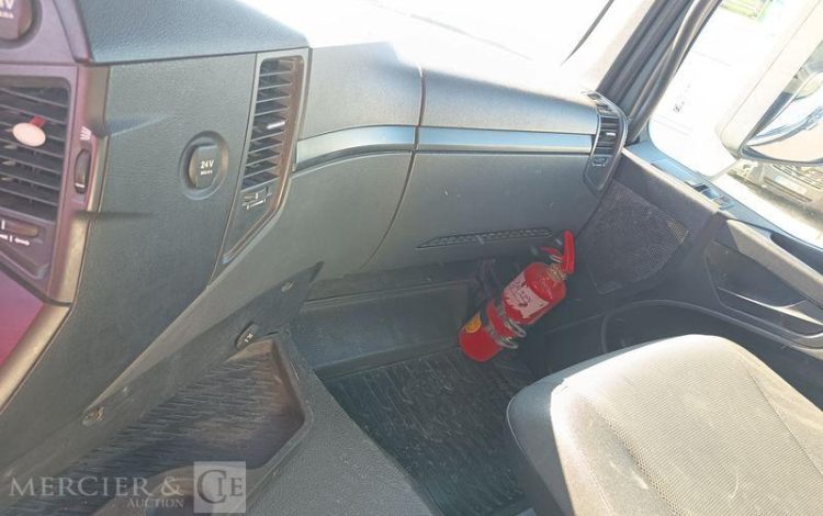 MERCEDES ACTROS 1845 EQUIPE HYDRAULIQUE BLANC DQ-939-KG