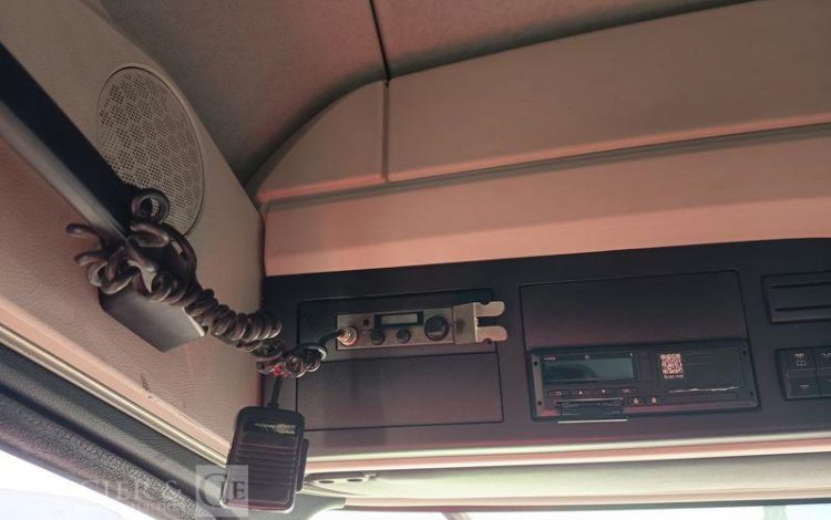 MERCEDES ACTROS 1845 EQUIPE HYDRAULIQUE BLANC DQ-939-KG