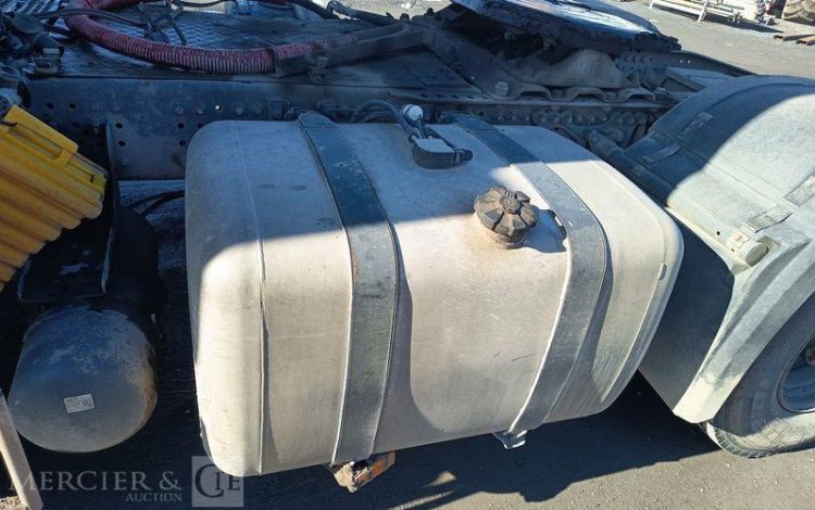 MERCEDES ACTROS 1845 EQUIPE HYDRAULIQUE BLANC DQ-939-KG